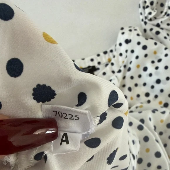Ann Taylor Factory Polka Dot Blouse Size LP - Picture 15 of 15
